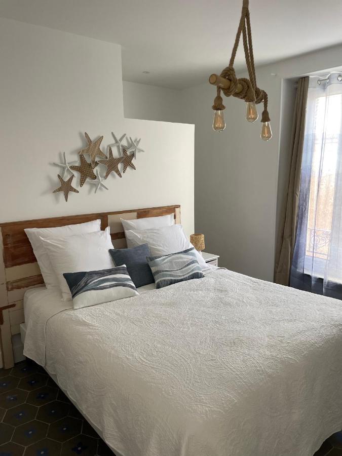 La Maison Du Puits Cesseras Ngoại thất bức ảnh